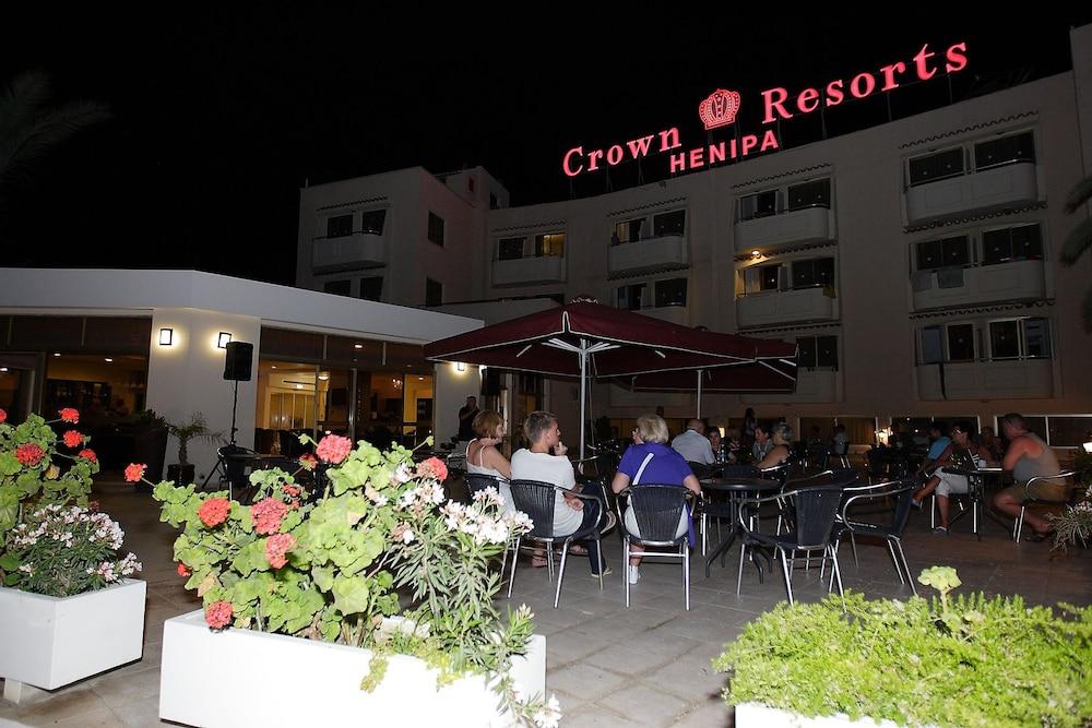 Crown Resorts Henipa ลาร์นาคา ภายนอก รูปภาพ